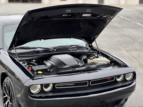 Used 2018 Dodge Challenger R/T w/ Cold Weather Group image 38