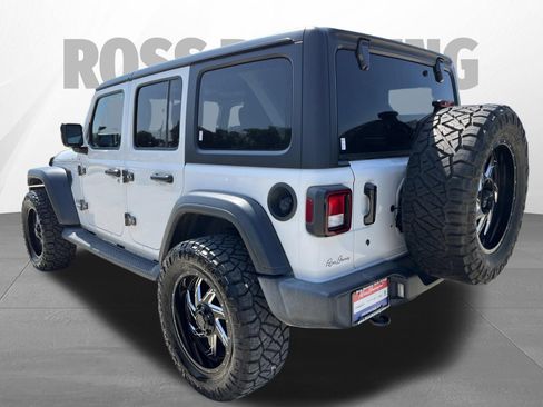 Used 2018 Jeep Wrangler Unlimited Sport S AWD/4WD image 6