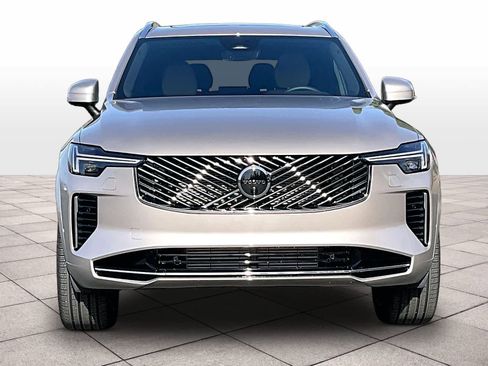 New 2026 Volvo XC90 T8 Plus w/ Protection Package Premier image 5