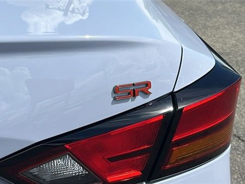 New 2025 Nissan Altima 2.5 SR w/ SR Premium Package image 11