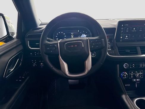 Used 2023 GMC Yukon SLE w/ LPO, Floor Liner Package AWD/4WD image 20