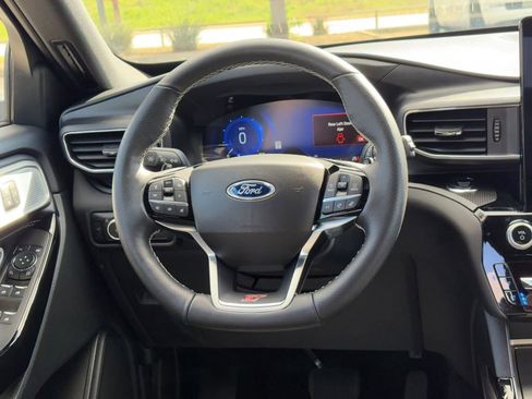 Used 2023 Ford Explorer ST w/ Equipment Group 401A AWD/4WD image 27