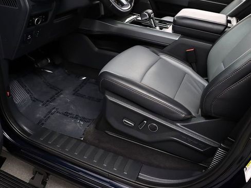 Used 2025 Ford F150 Lightning Lariat image 32