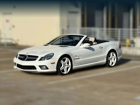 Used 2009 Mercedes-Benz SL 550 image 3