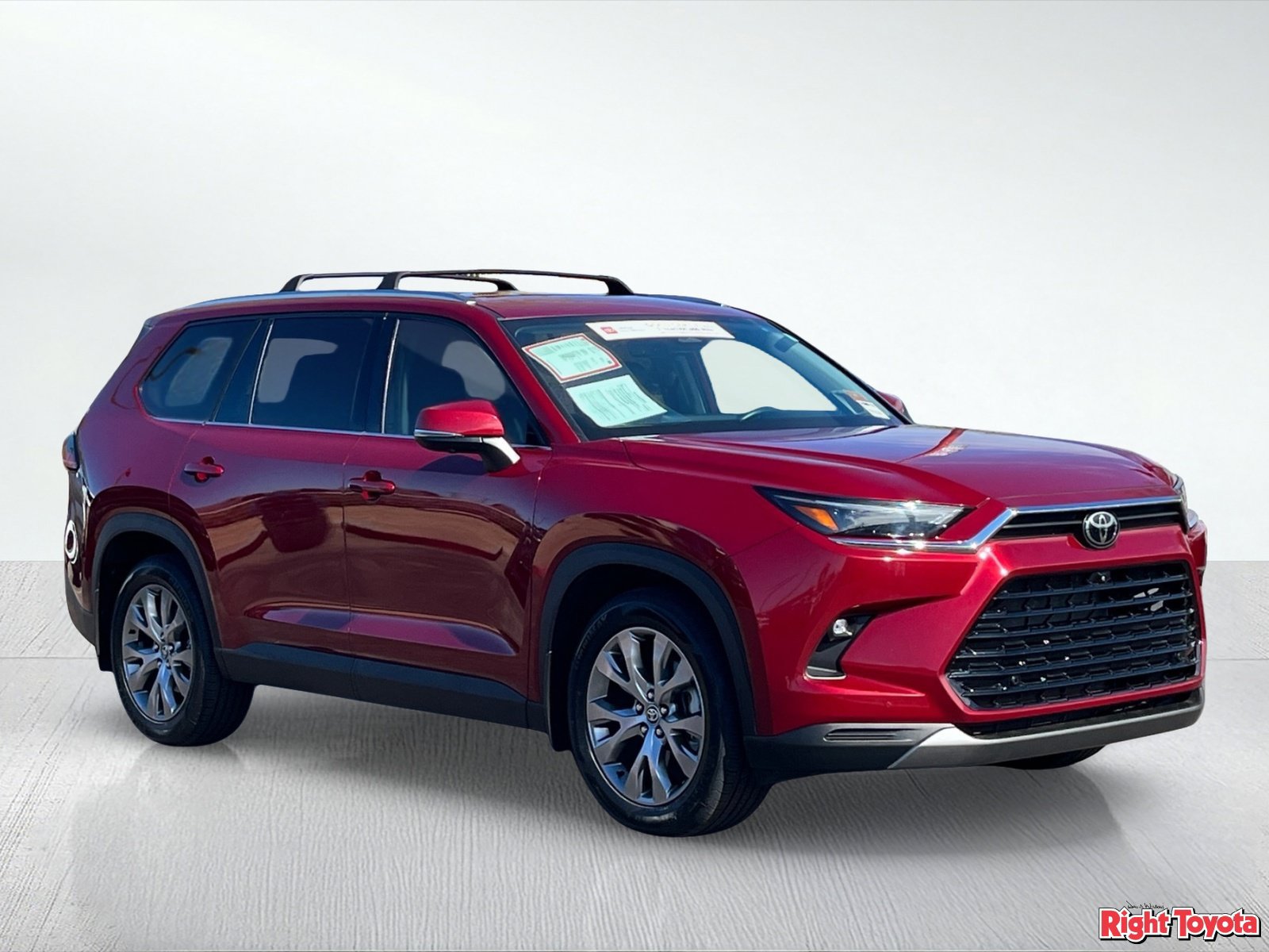 Certified 2024 Toyota Grand Highlander FWD image 9