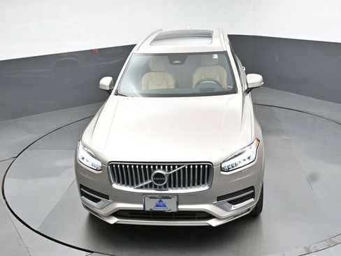 Used 2024 Volvo XC90 B6 Ultimate w/ Protection Package Premier AWD/4WD image 46