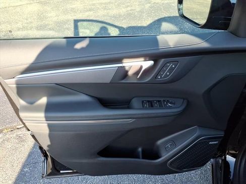 New 2026 Buick Enclave Sport Touring w/ Power Package image 28