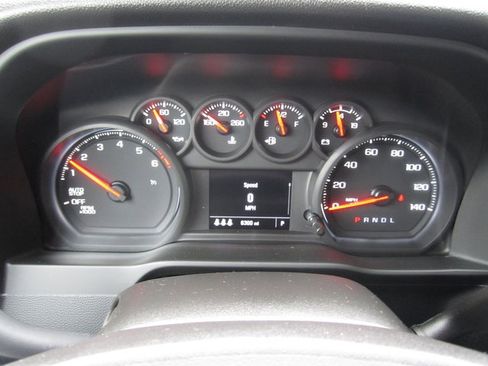 Used 2024 GMC Sierra 1500 Pro w/ Pro Value Package AWD/4WD image 15