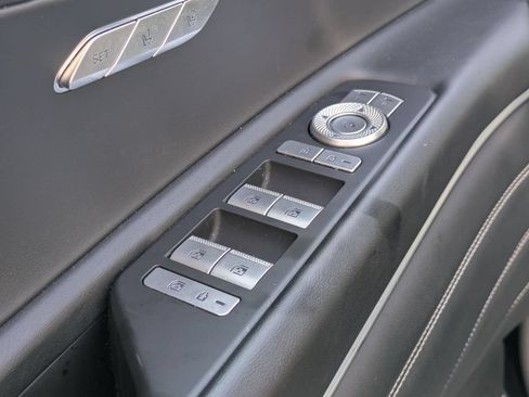 Used 2024 Genesis GV80 2.5T AWD/4WD image 13