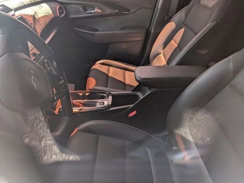 Used 2021 Chevrolet TrailBlazer RS w/ Convenience Package image 10