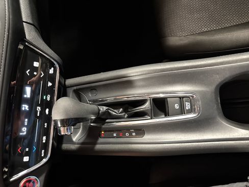 Certified 2021 Honda HR-V EX image 24