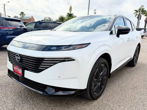 Certified 2026 Nissan Murano Platinum w/ Cargo Package image 3