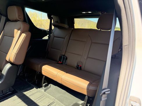 Used 2024 Chevrolet Tahoe High Country AWD/4WD image 28