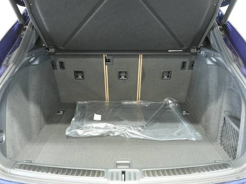 New 2026 Porsche Macan S image 28