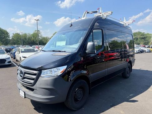Used 2023 Mercedes-Benz Sprinter 2500 image 8