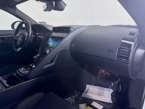 Used 2024 Jaguar F-TYPE R-Dynamic image 27