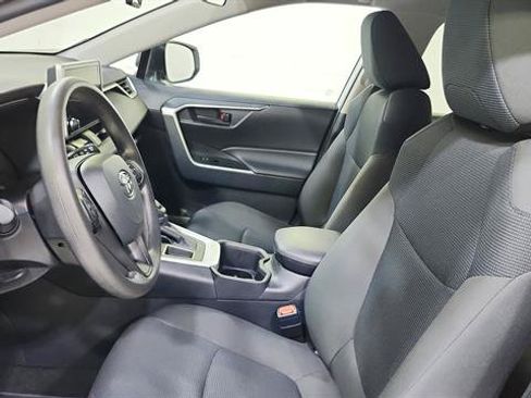 Used 2025 Toyota RAV4 LE FWD image 11