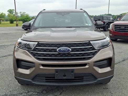 Certified 2021 Ford Explorer XLT w/ Class III Trailer Tow Package AWD/4WD image 2