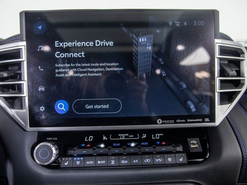 Used 2024 Toyota Sequoia Platinum image 23