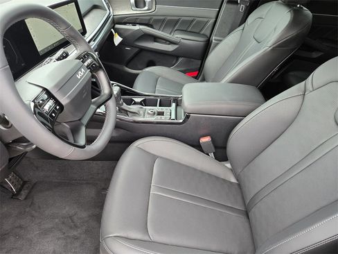 New 2026 Kia Sorento SX image 9