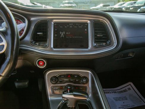 Used 2020 Dodge Challenger SRT Hellcat w/ Plus Package RWD image 13