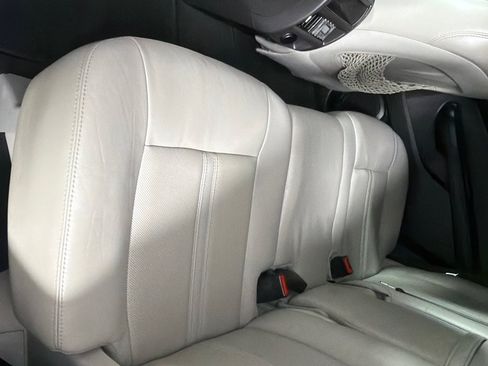 Used 2016 Cadillac SRX Luxury FWD image 17