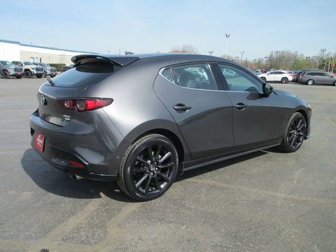 Used 2021 MAZDA MAZDA3 Premium Plus image 6