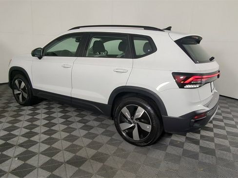 Used 2025 Volkswagen Taos S image 7