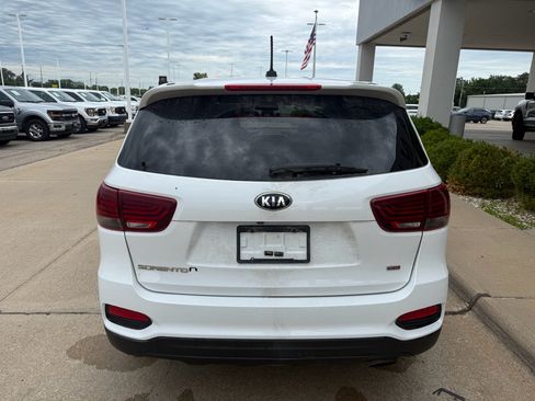 Used 2020 Kia Sorento LX AWD/4WD image 7