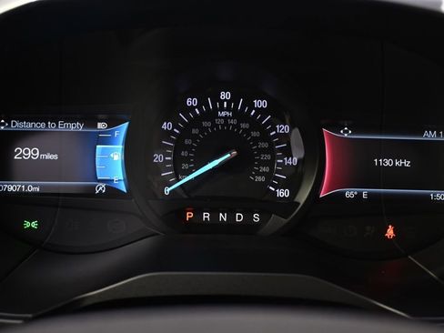Used 2019 Ford Edge Titanium w/ Cold Weather Package AWD/4WD image 22