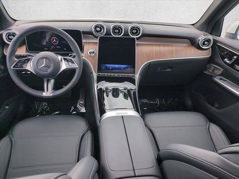 Certified 2025 Mercedes-Benz GLC 350e 4MATIC image 22