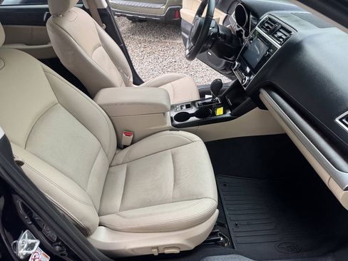 Used 2018 Subaru Outback 2.5i Limited AWD/4WD image 17
