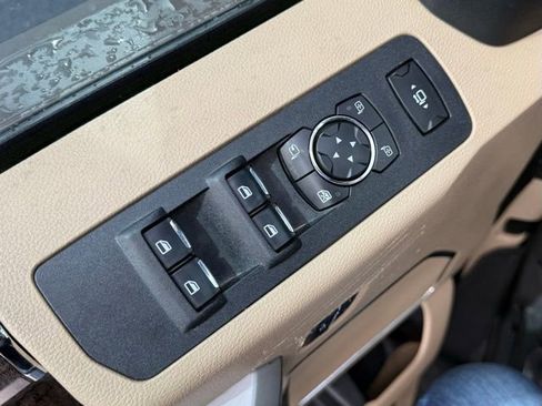 Used 2017 Ford F250 Lariat w/ Chrome Package AWD/4WD image 19