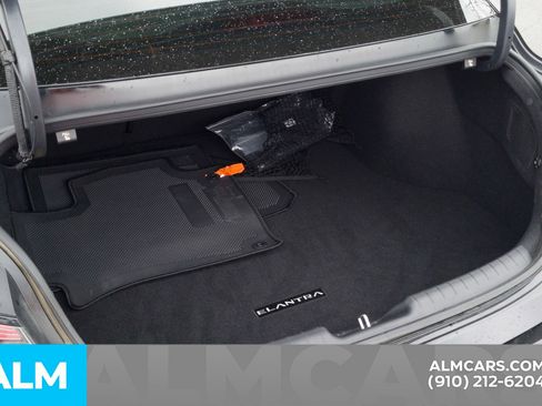 Used 2024 Hyundai Elantra N Line image 9