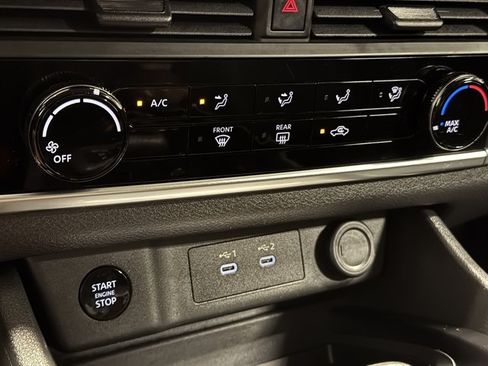 Used 2024 Nissan Rogue S AWD/4WD image 25