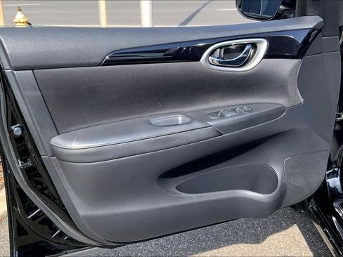 Used 2019 Nissan Sentra SV w/ Special Edition Package image 21