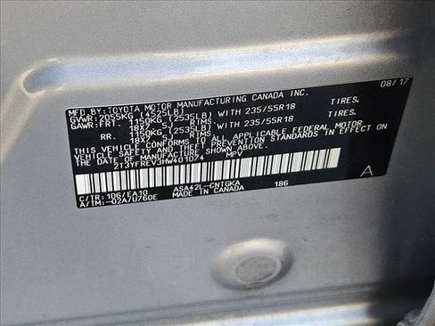 Used 2017 Toyota RAV4 Limited image 15