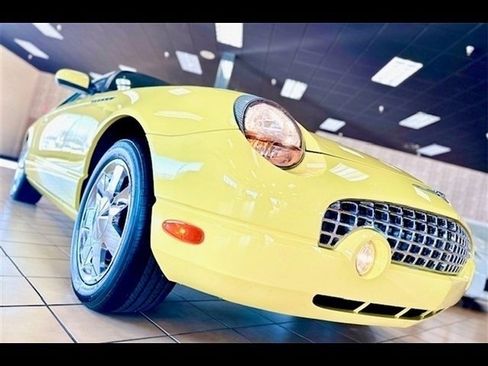 Used 2002 Ford Thunderbird image 5