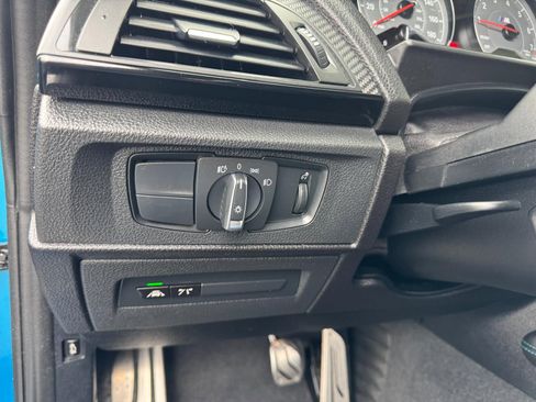 Used 2017 BMW M2 RWD image 23