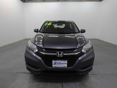 Used 2016 Honda HR-V LX image 2