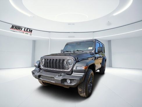 New 2026 Jeep Wrangler Sport S image 6