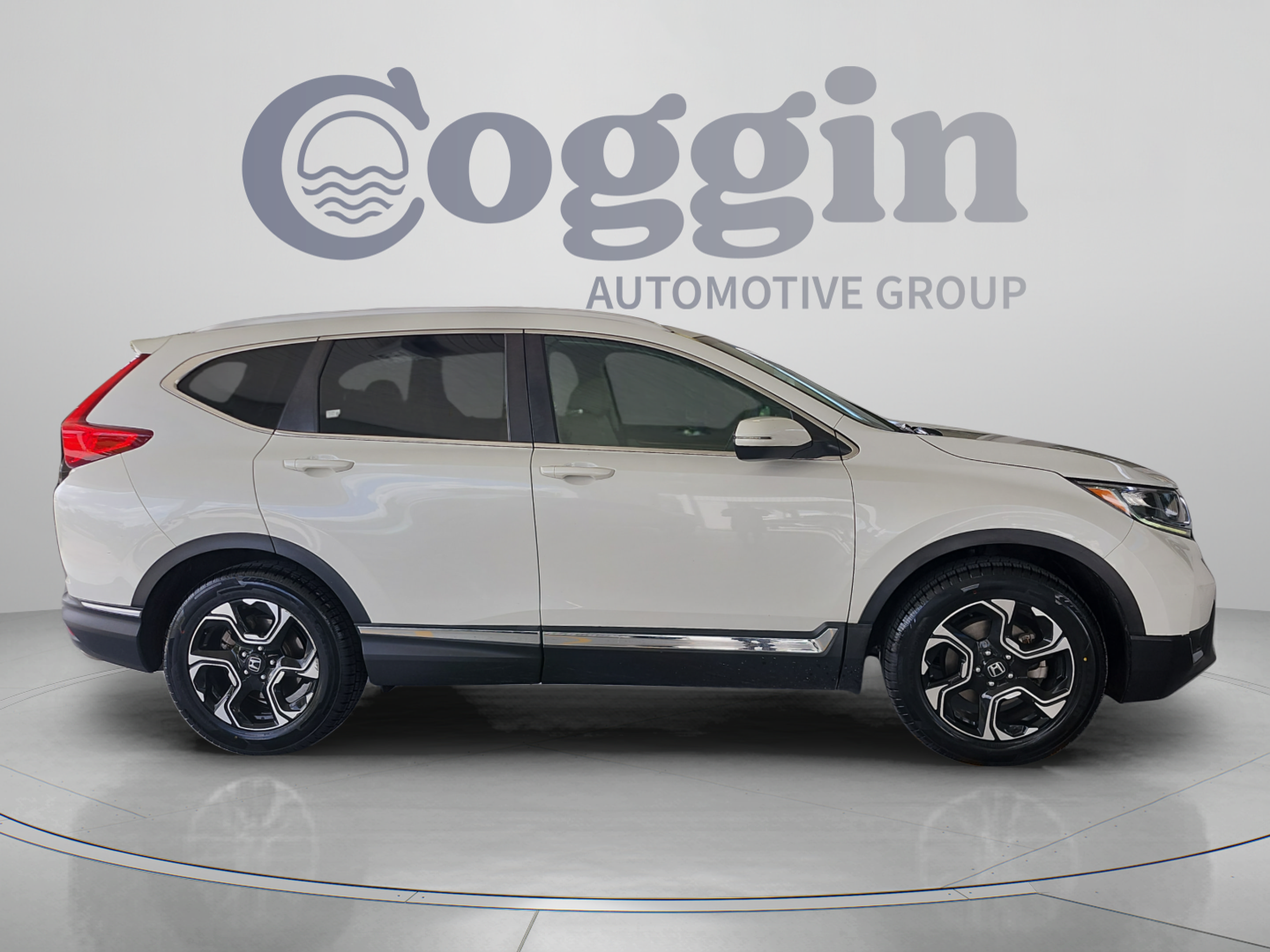 Used 2018 Honda CR-V Touring image 6