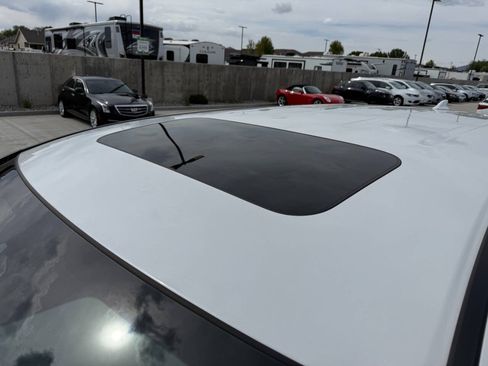 Used 2026 Honda Odyssey Elite image 10