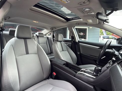 Used 2020 Honda Civic EX image 29