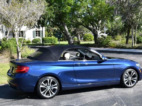 Used 2017 BMW 230i xDrive Convertible AWD/4WD image 38