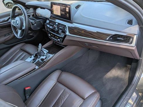 Certified 2023 BMW M550i xDrive w/ Executive Package AWD/4WD image 23
