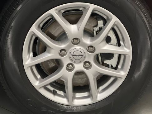 Used 2025 Chrysler Pacifica Select FWD image 75
