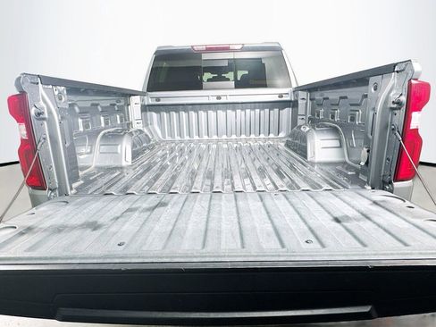 Used 2020 Chevrolet Silverado 1500 LT Trail Boss AWD/4WD image 28