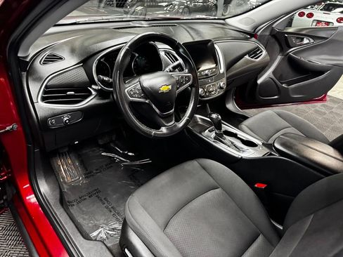 Used 2018 Chevrolet Malibu LT FWD image 36