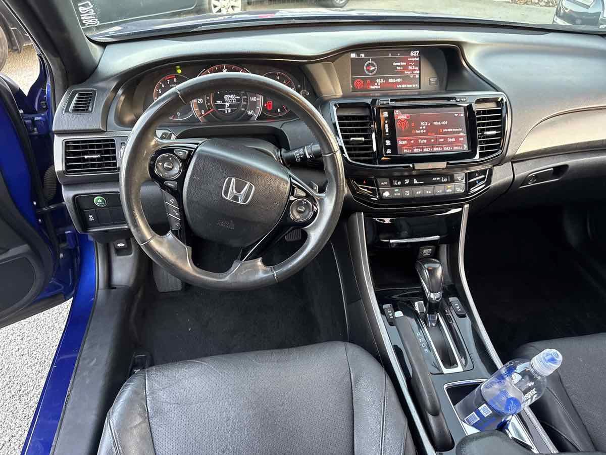 Used 2017 Honda Accord EX-L image 5